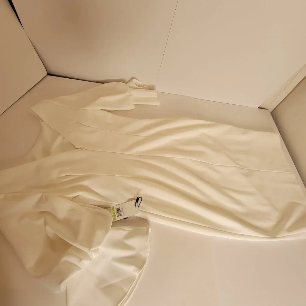Calvin Klein Bell & Bubble Sleeve Fitted Sheath Dress Size 4 Wht Deep V-Back NWT - Picture 10 of 12
